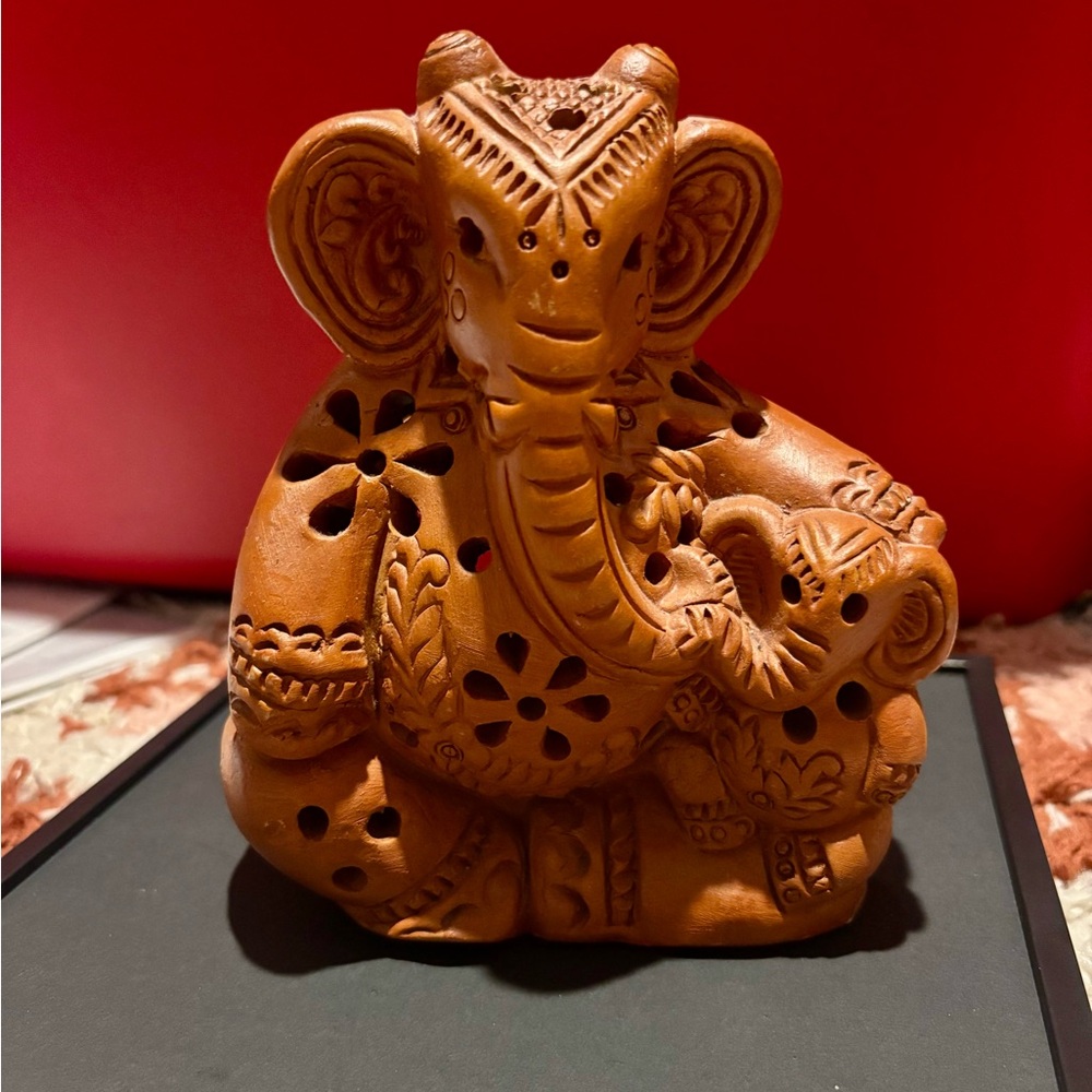 Handcrafted Terracotta Elephant Tealight Candle Holder - Rustic Brown Home Art